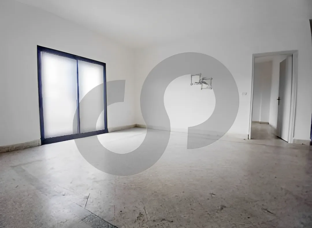 Apartment for Sale in Ain El Remmaneh - 3 bed, 1 bath