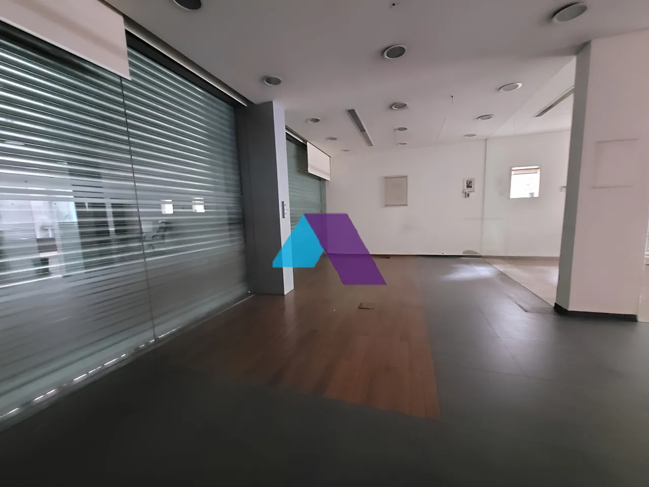 Building for Sale in Mazraat Yachoua
