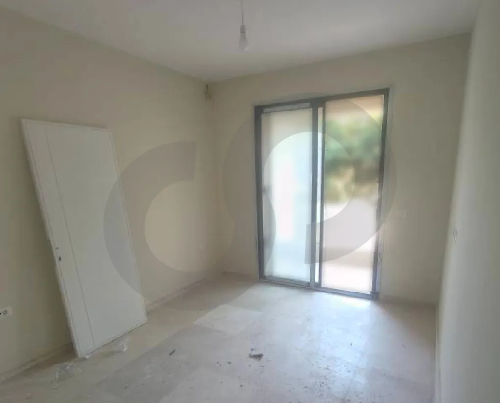 Building for Rent in Manara
