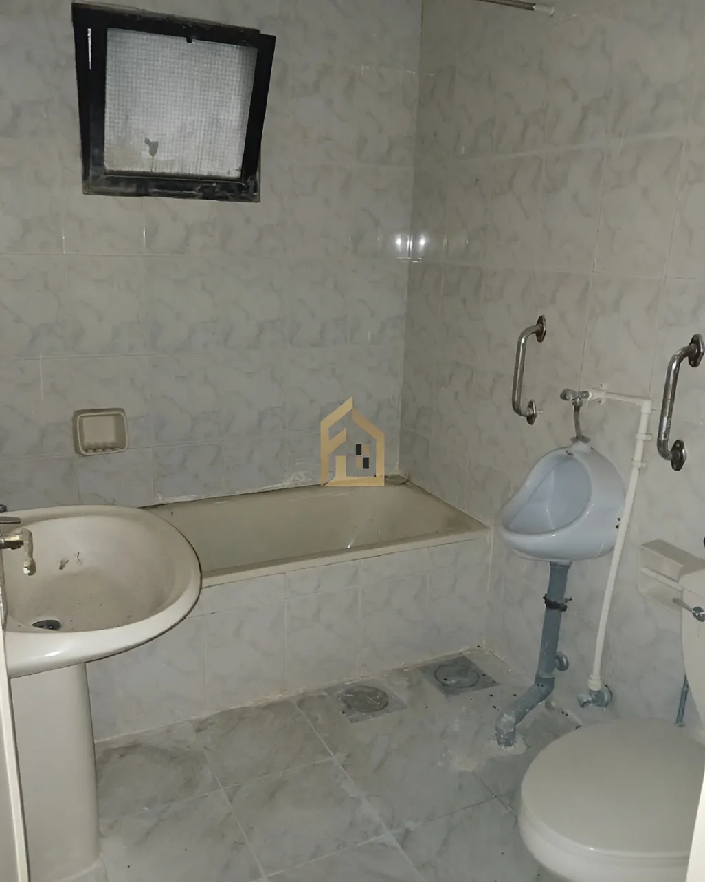 Apartment for sale in Salim Salam, Bayrut, Lebanon
