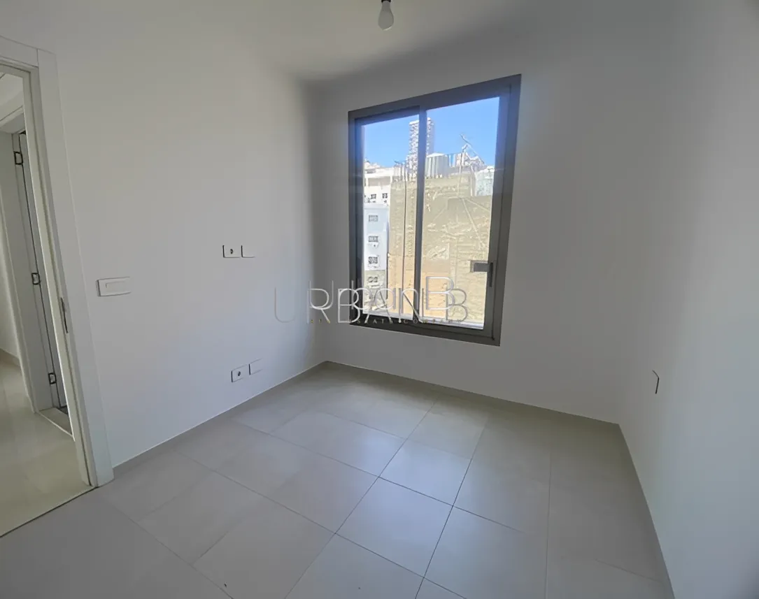 Apartment for Sale in Alfred Naccash, Bayrut, Lebanon
