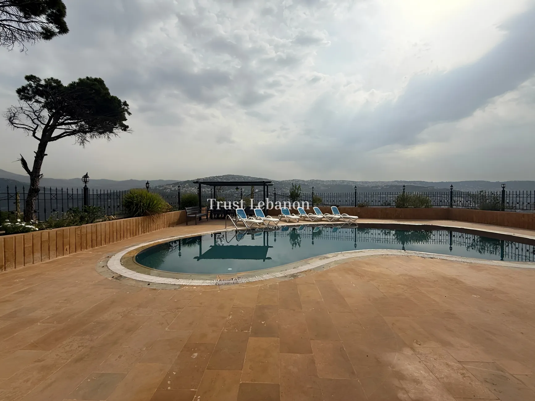 Residential Building for rent in Beit Meri, Lebanon