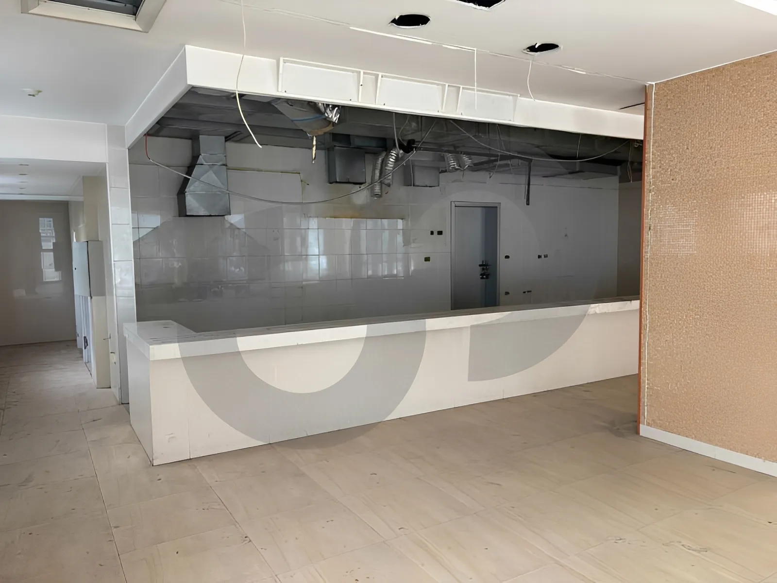 Commercial Property for Rent in Mkalles