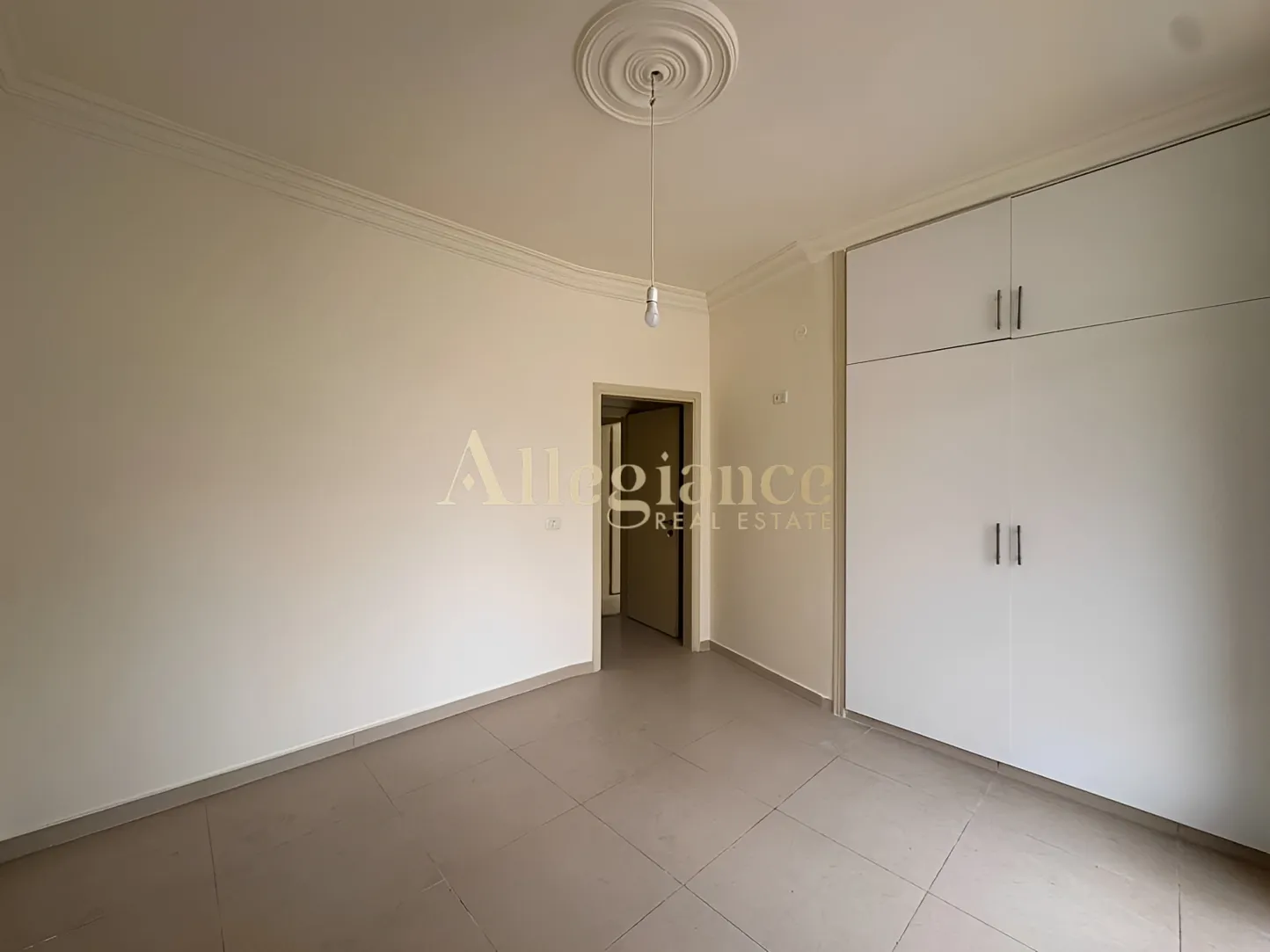 Apartment for sale in Hamra
