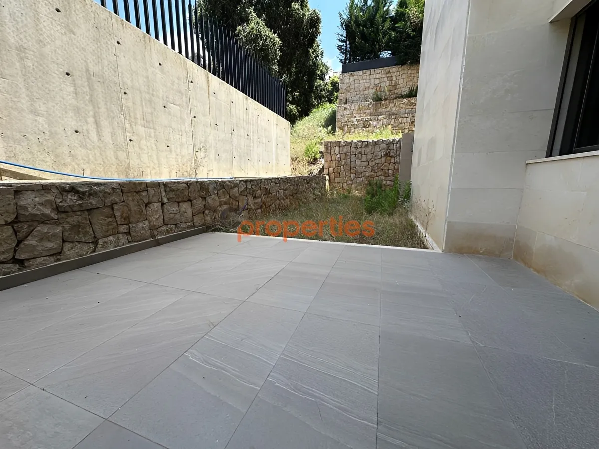 Apartment for Sale in Mtaileb