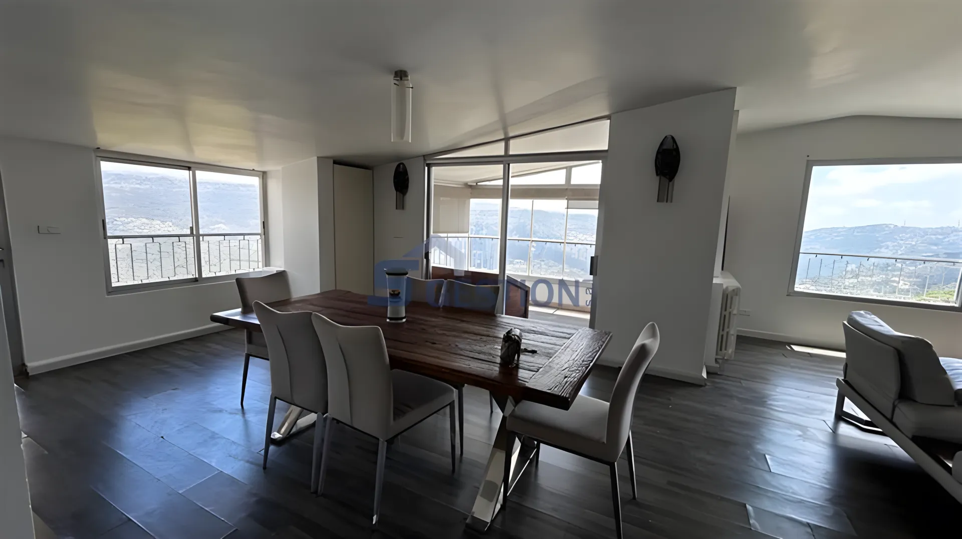Apartment for Sale in Broummana - 3 bed, 5 bath