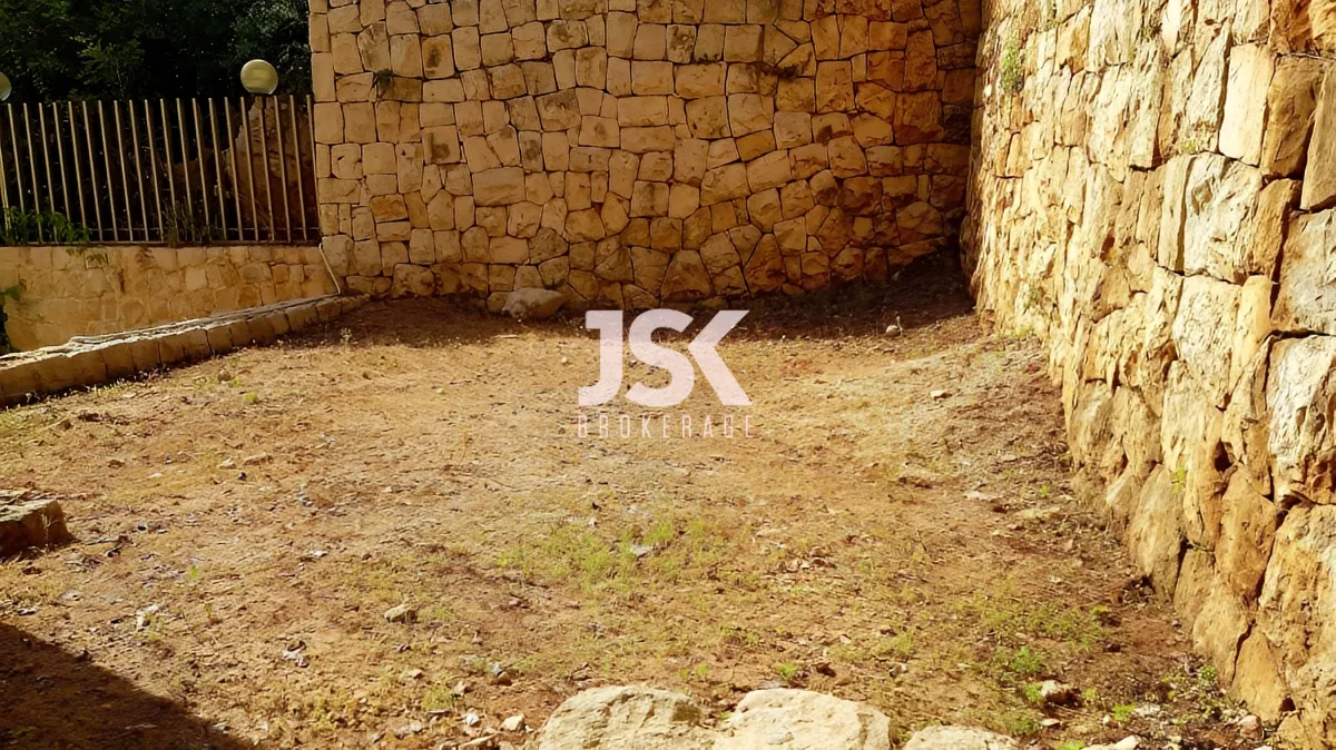 Apartment for Sale in Ain El Rihane, Lebanon - 3 bed, 3 bath