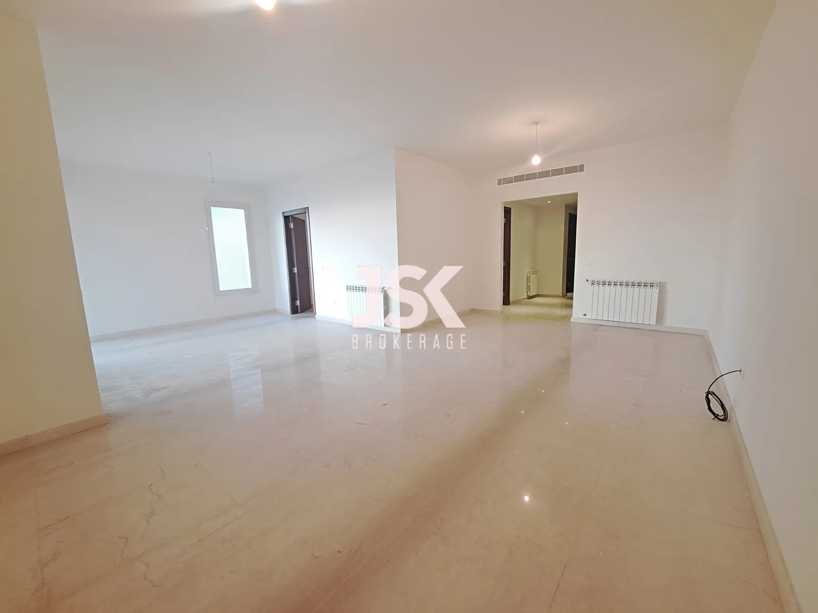 Duplex for Sale in Cornet Chahwan - 4 bed