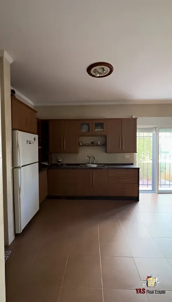 Apartment for Sale in Ajaltoun