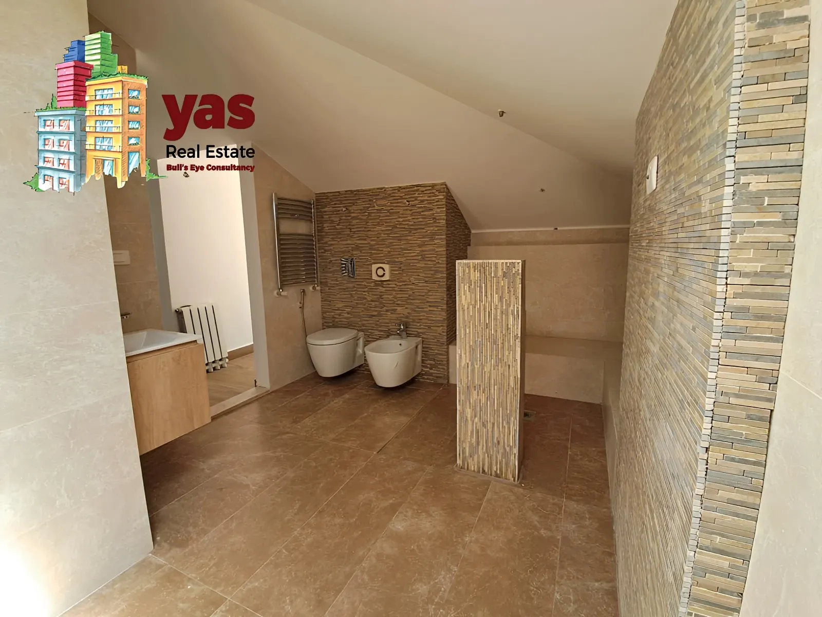 Apartment for Sale in Dahr El Souane - 4 bed, 6 bath