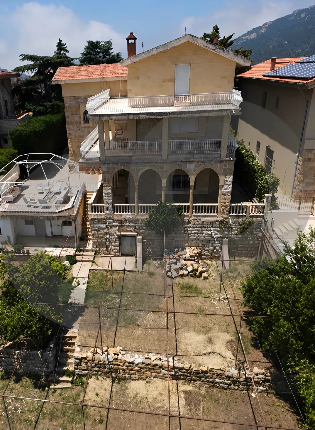 Villa for Sale in Baabdat - 4 bed, 3 bath