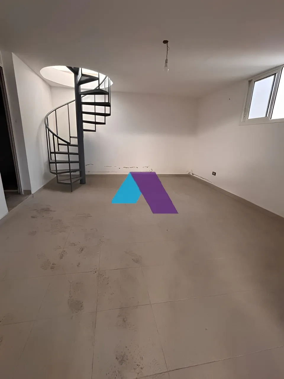 Office for rent in Roumieh