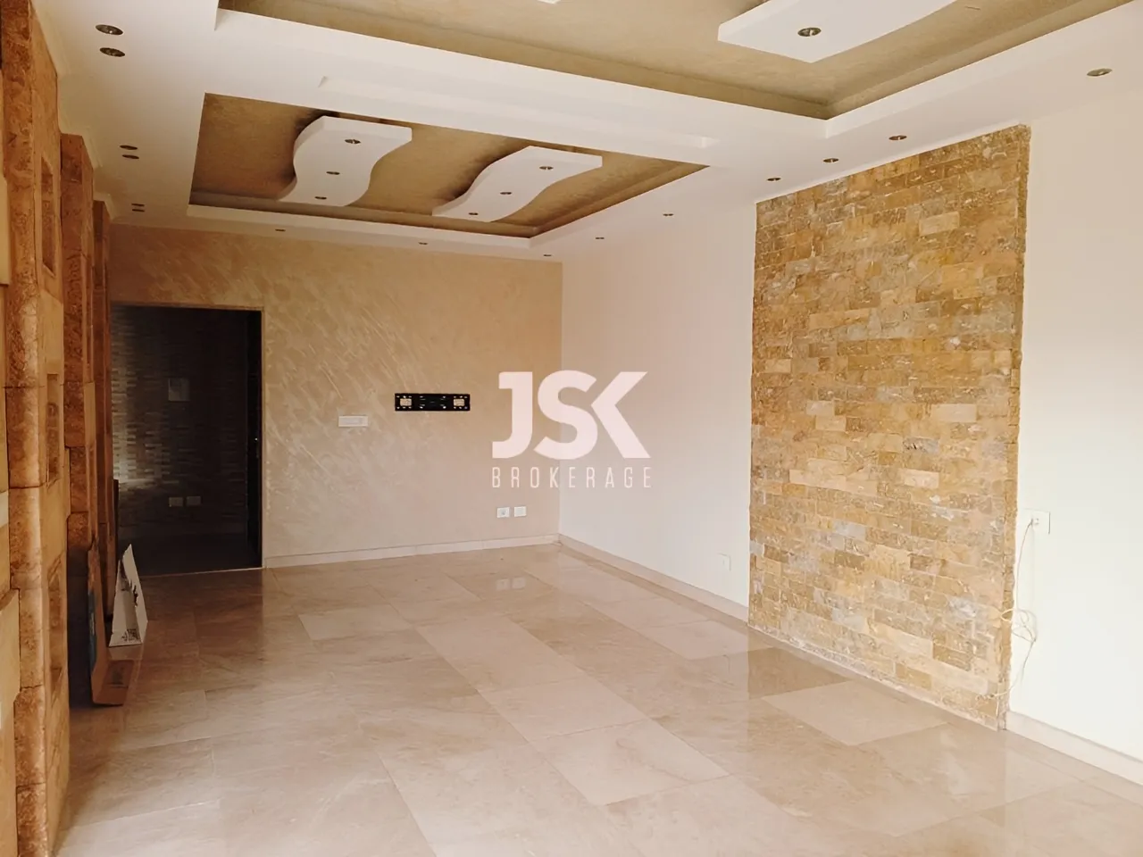 Apartment for Rent in Habboub
