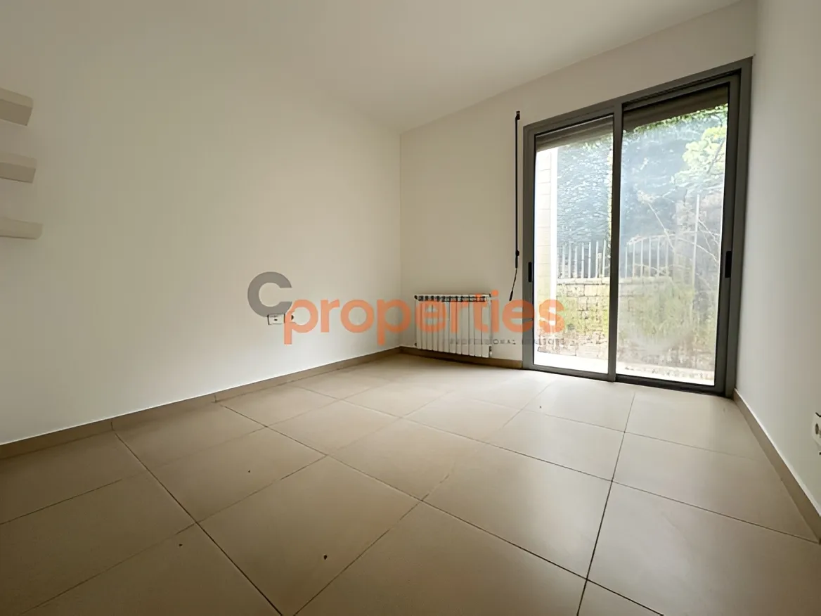 Apartment for Sale in Beit Misk