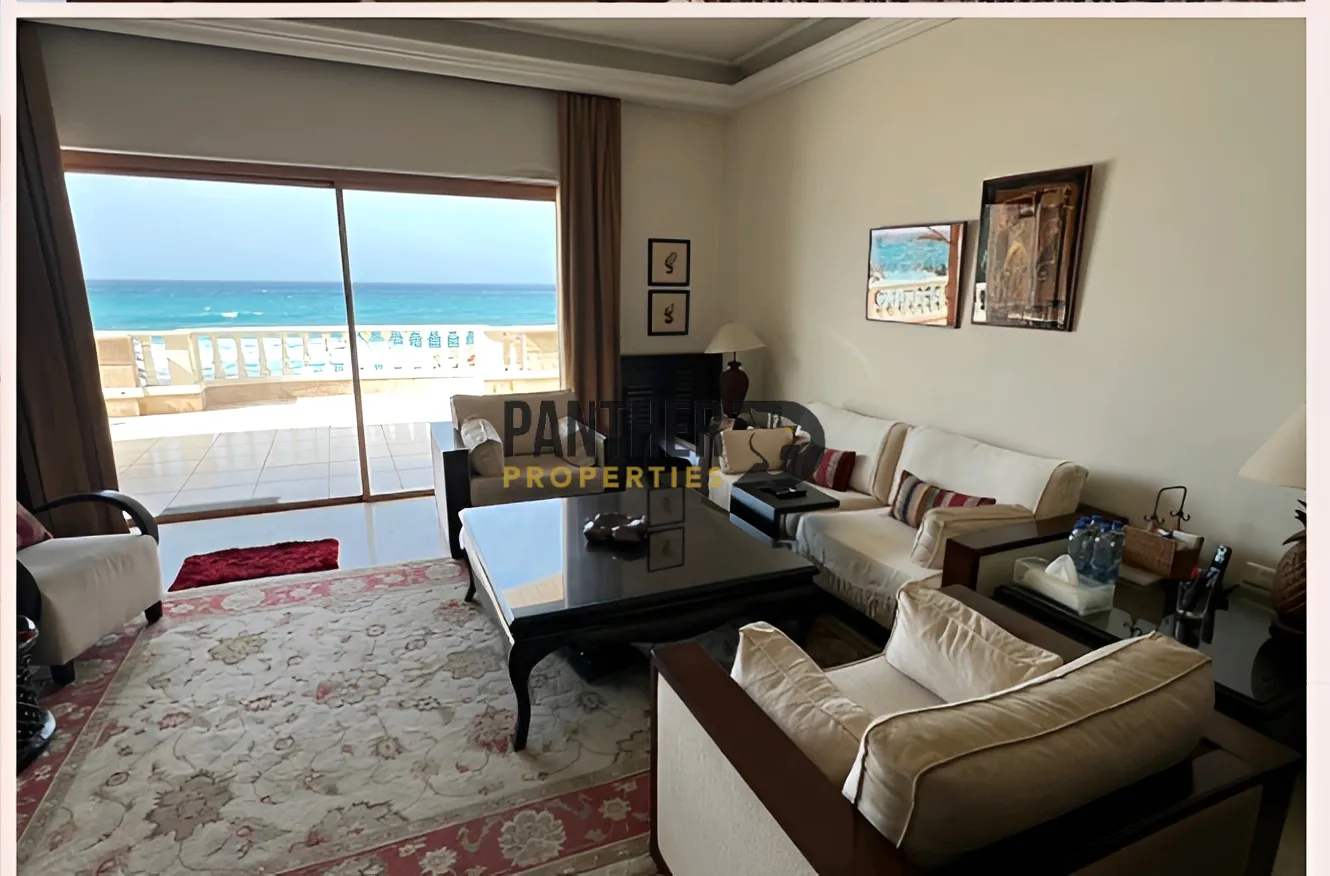 Villa for sale in Anfeh