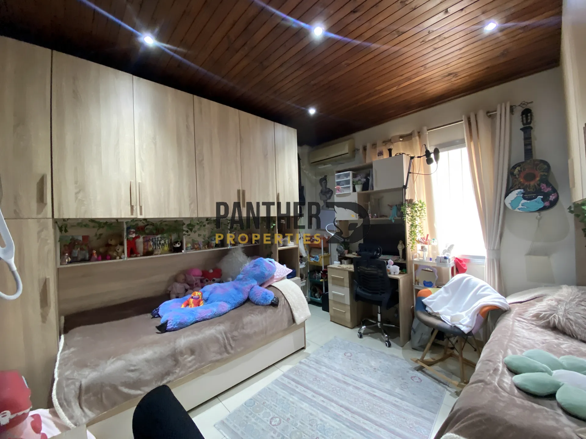 Apartment for sale in Sin el fil, lebanon - 2 bed, 2.0 bath
