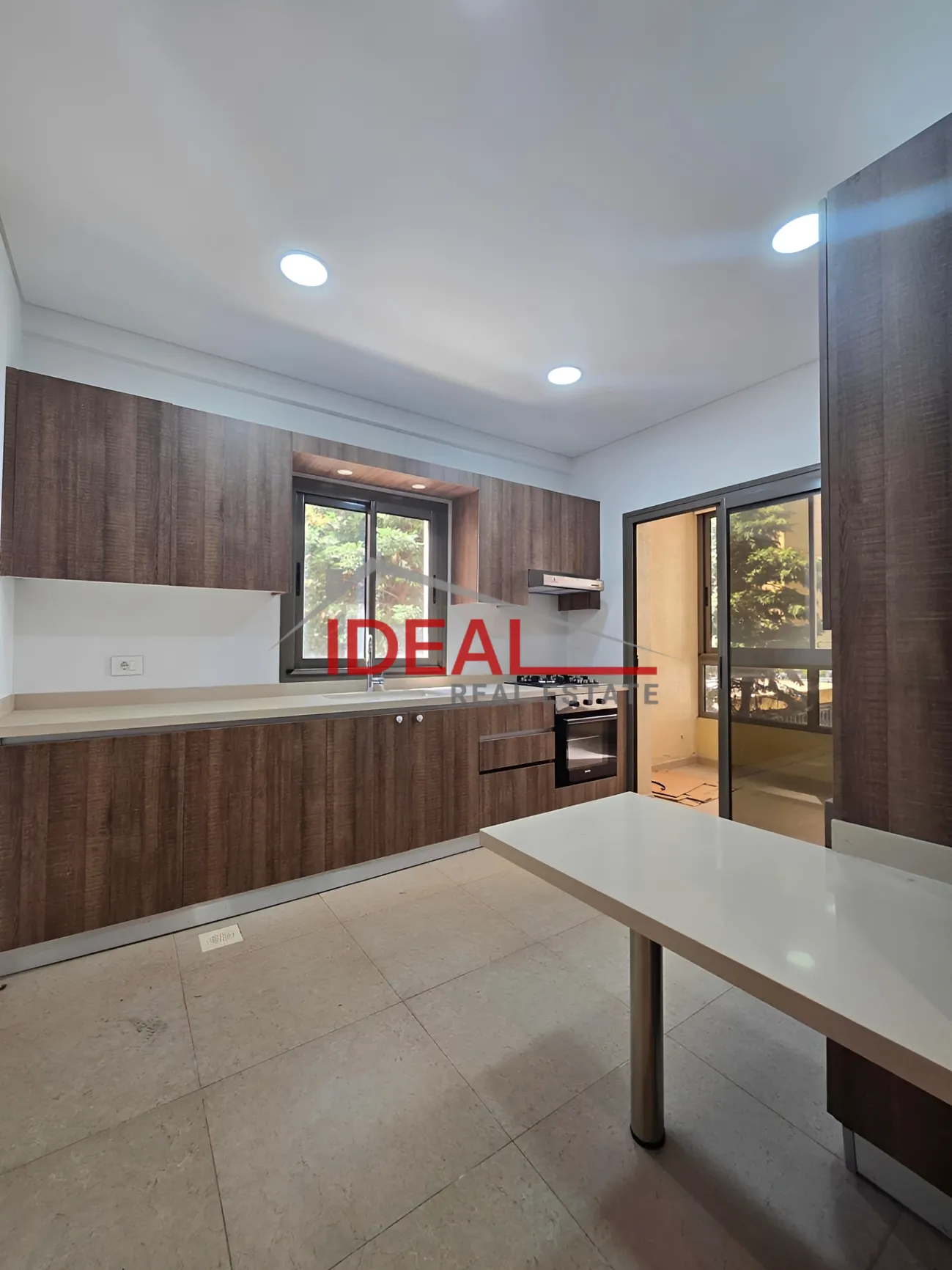 Duplex for rent in Achrafieh