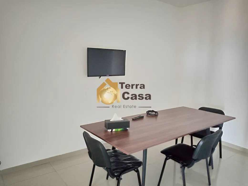 Commercial for rent in Kaslik