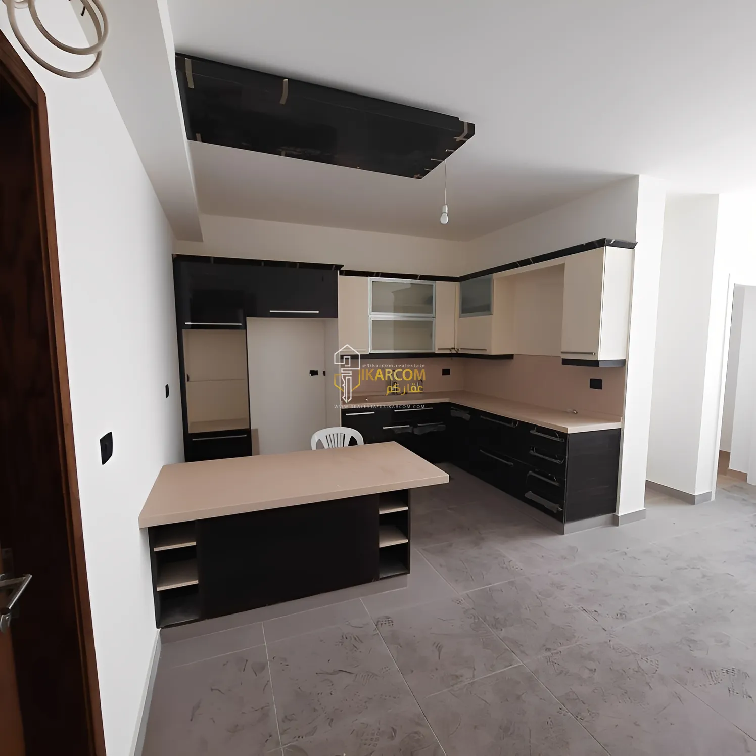 Apartment for Sale in Mar Elias, Beirut