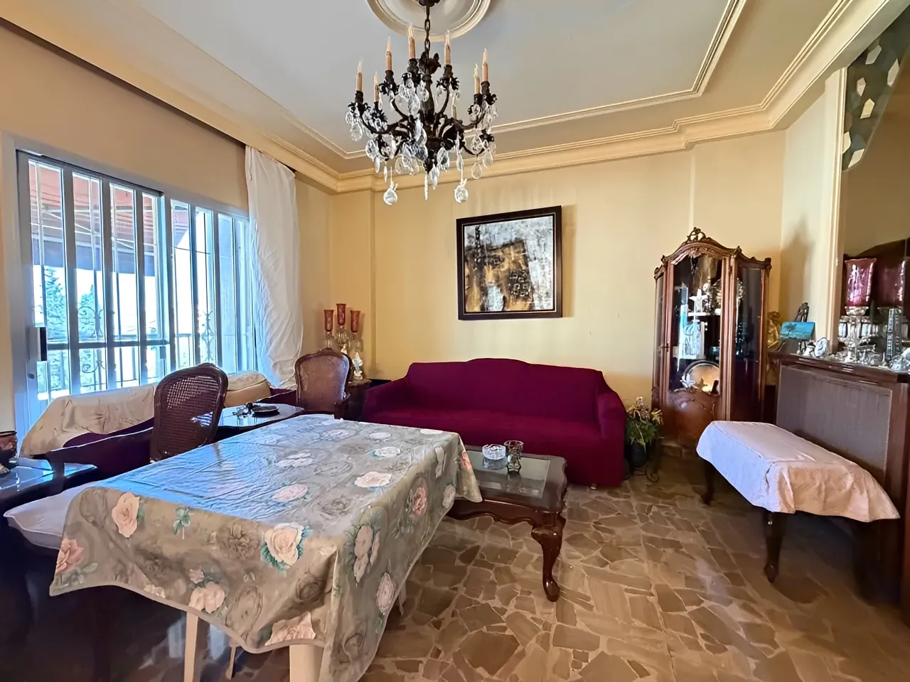 Apartment for Sale in Haret Sakhr