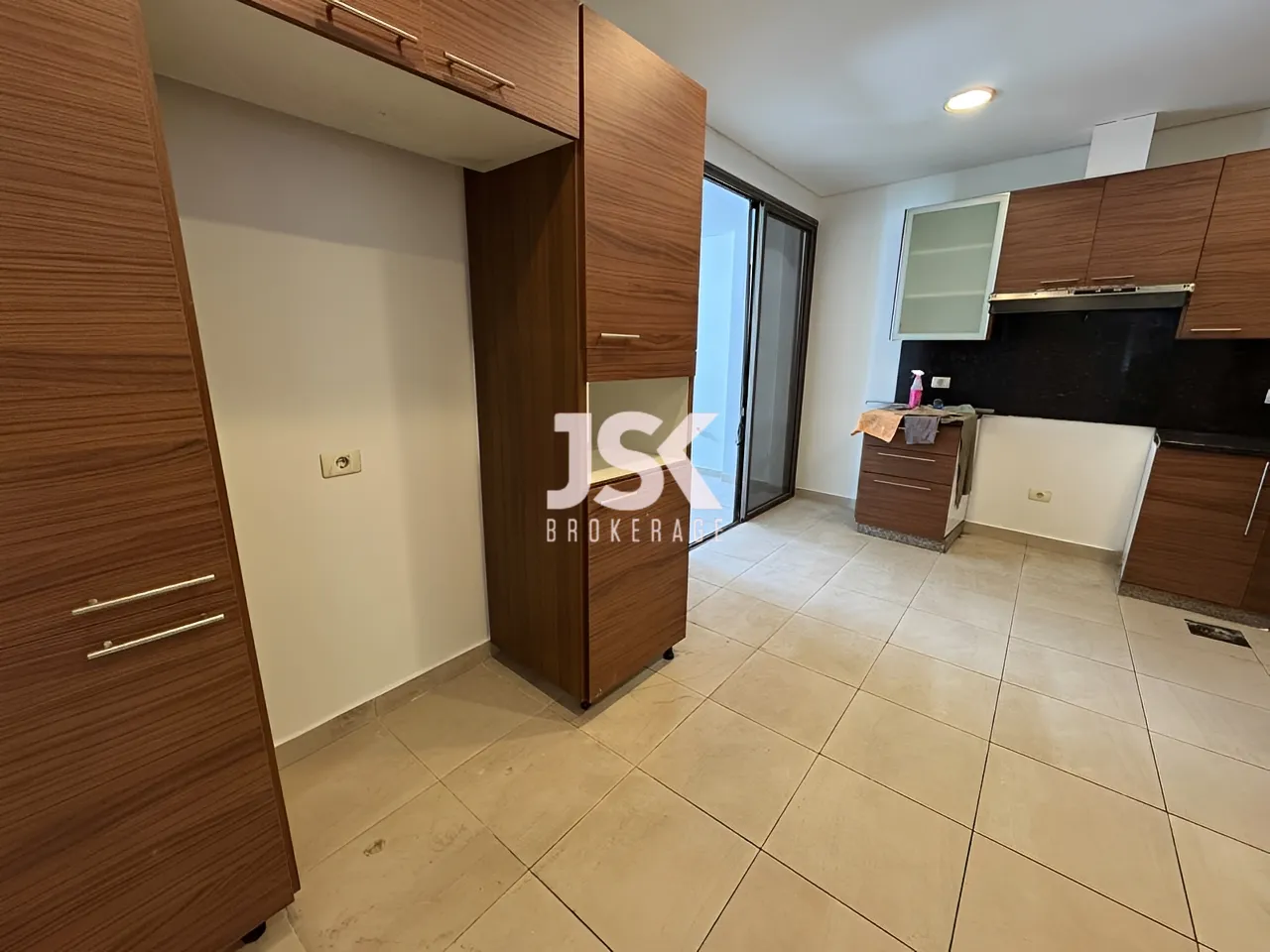 Apartment for Sale in Ras Beirut