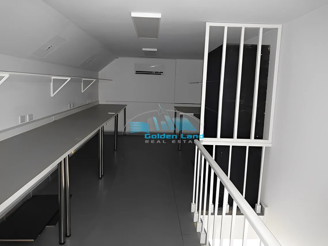 Shop for rent in Horch Tabet