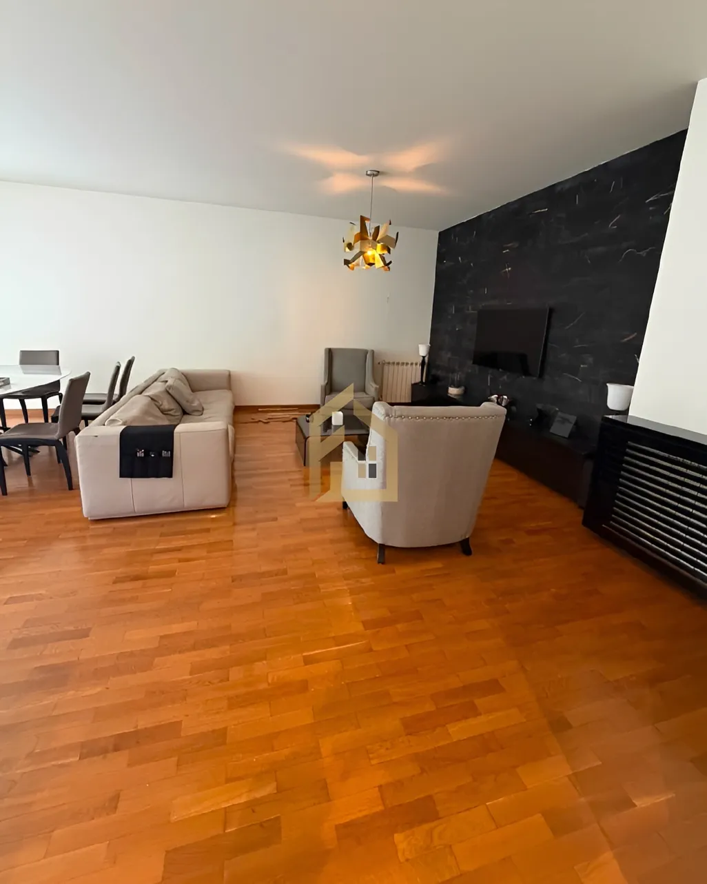 Apartment for rent in Hazmieh, Lebanon - 2 bed, 3 bath