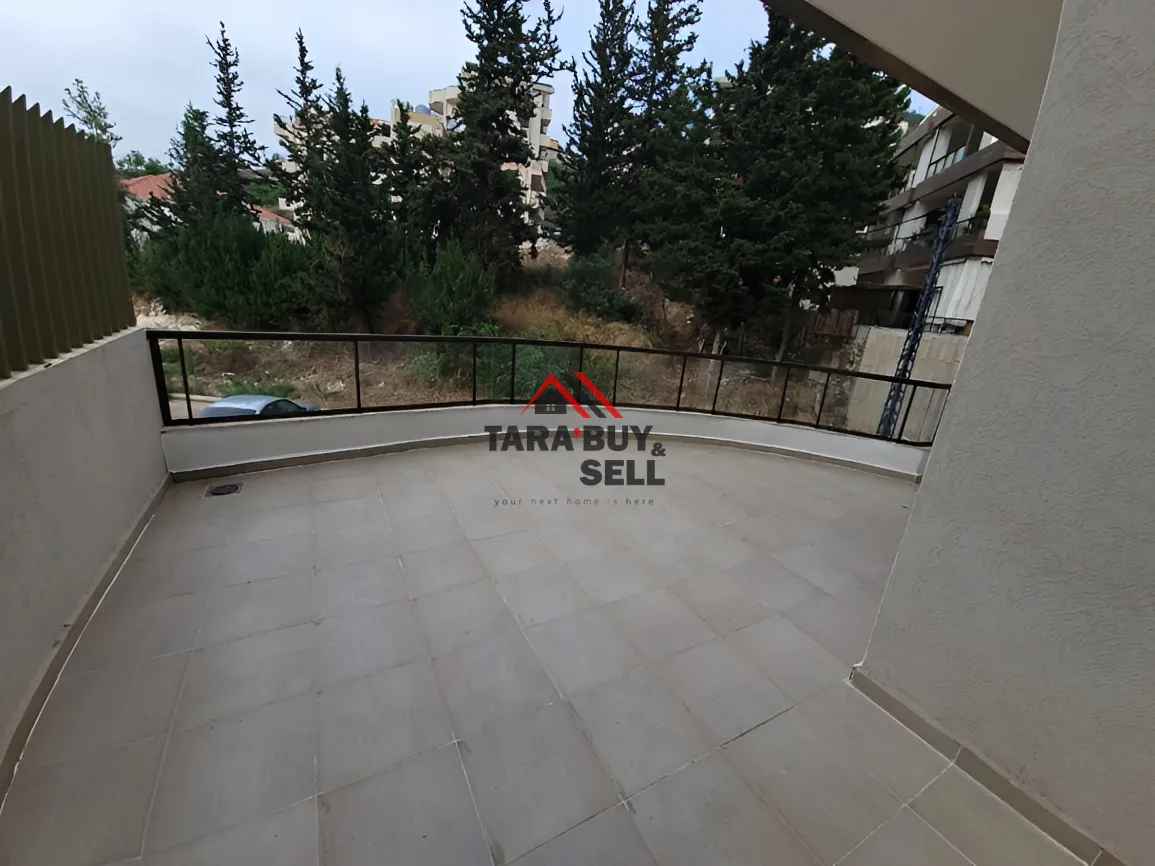 Apartment for sale in Blat, Lebanon - 2 bed, 2 bath