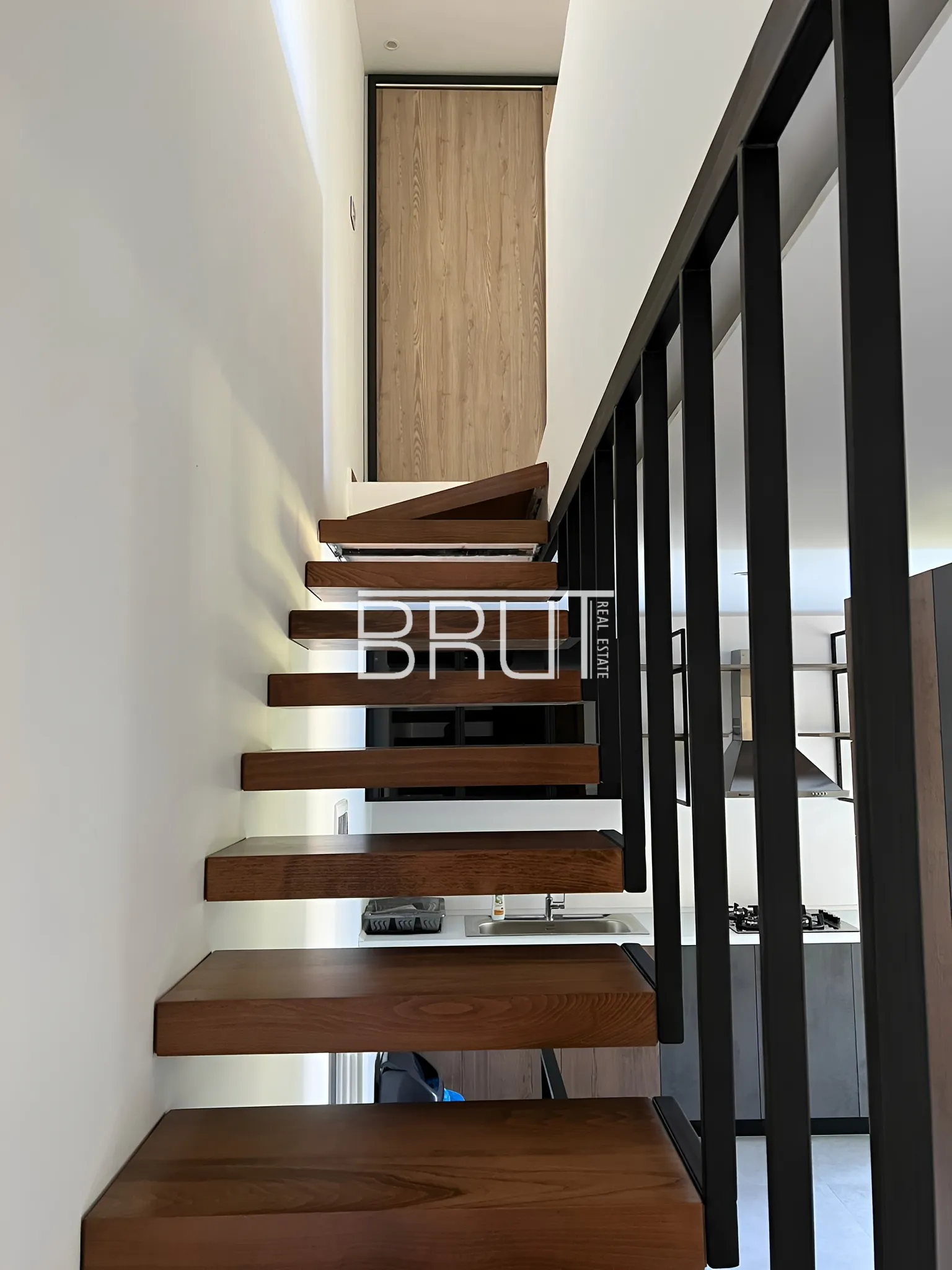 Chalet for Rent in Kfardebian