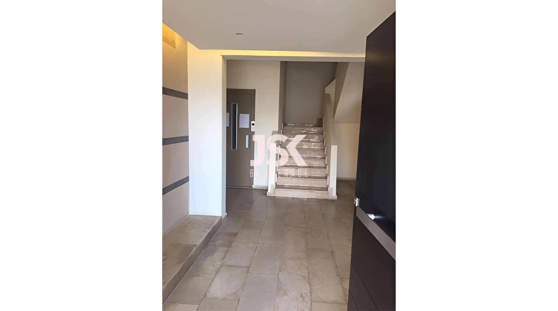 Apartment for Sale in Mazraat Yachoua