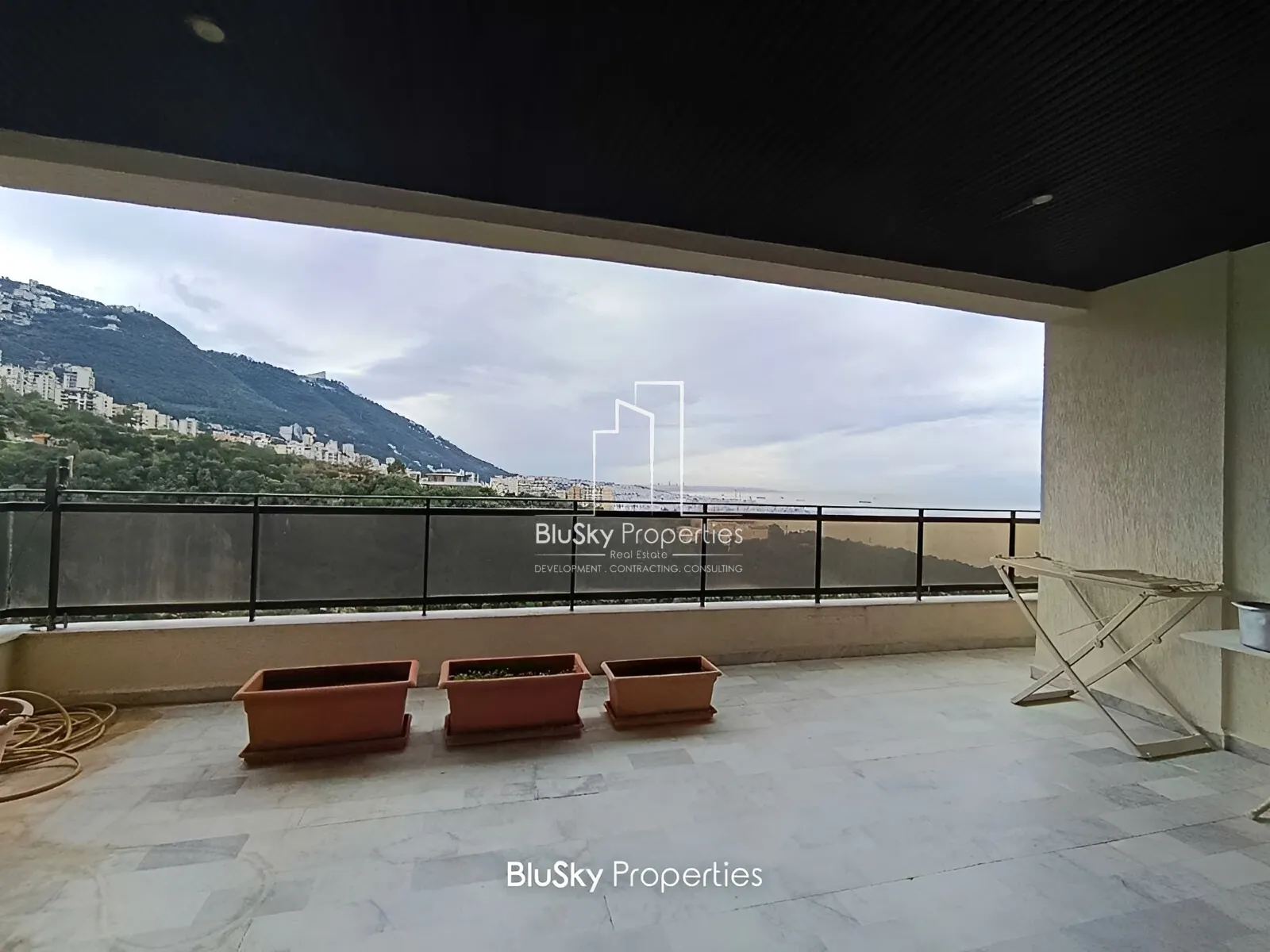 Apartment for Sale in Kfarhbeb - 4 bed, 5 bath