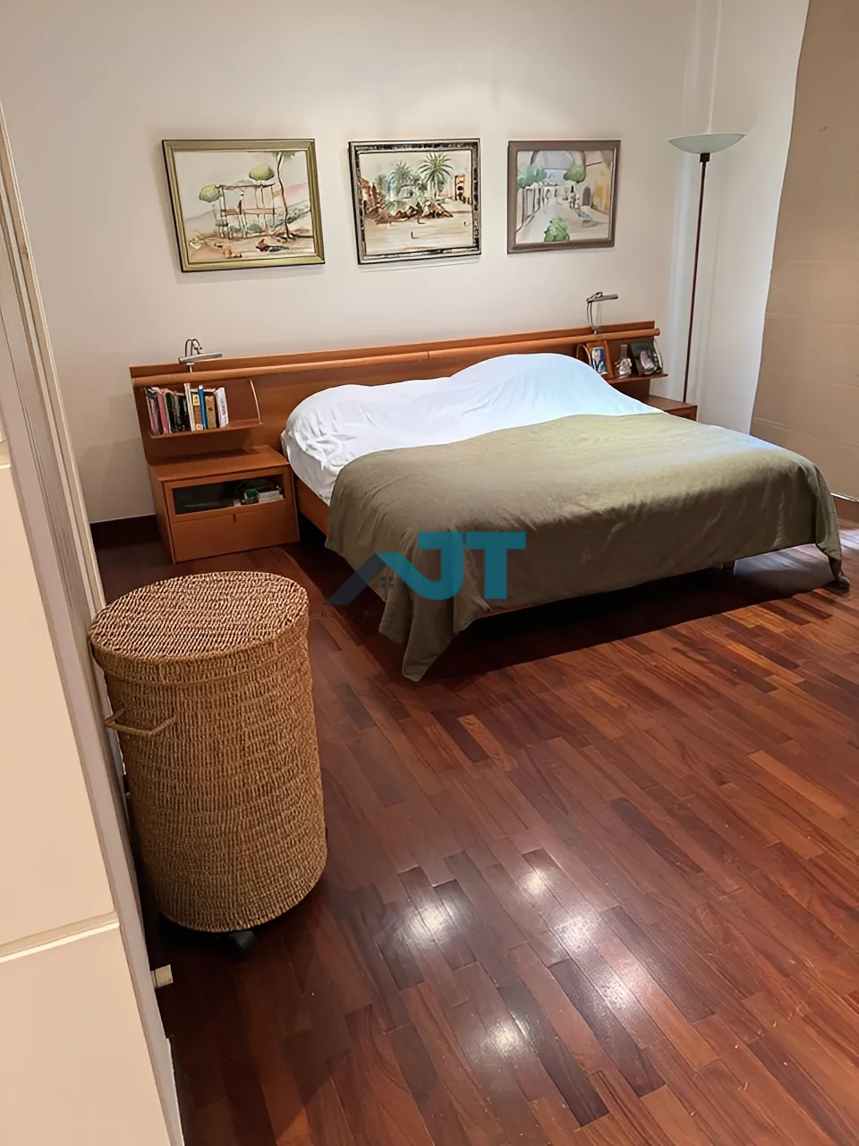 Apartment for Rent in Sursock