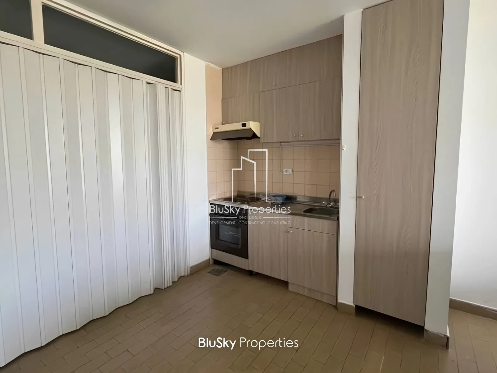 Chalet for Sale in Tabarja - 1 bed, 1 bath