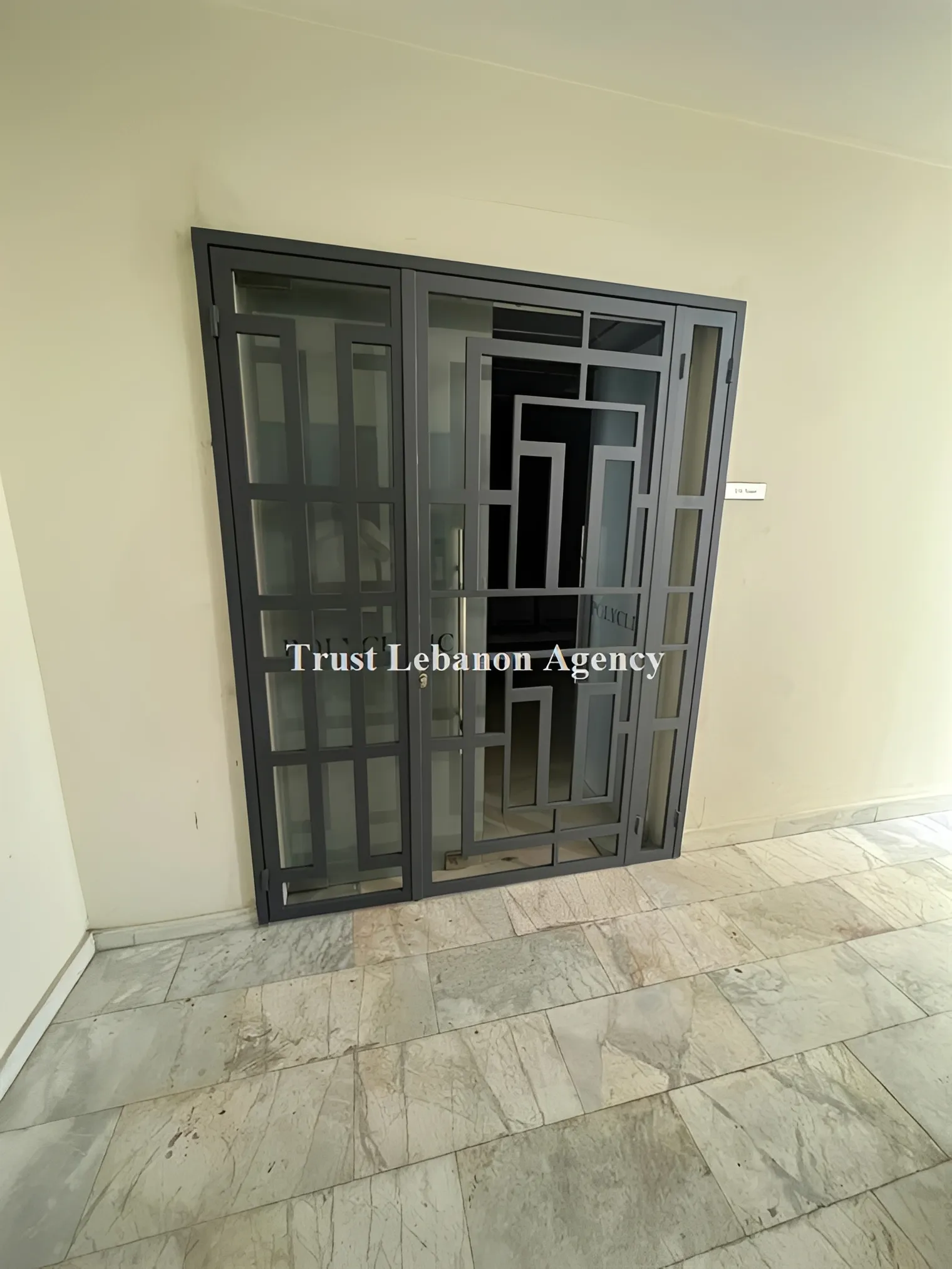Commercial Property For Rent in Baabda,