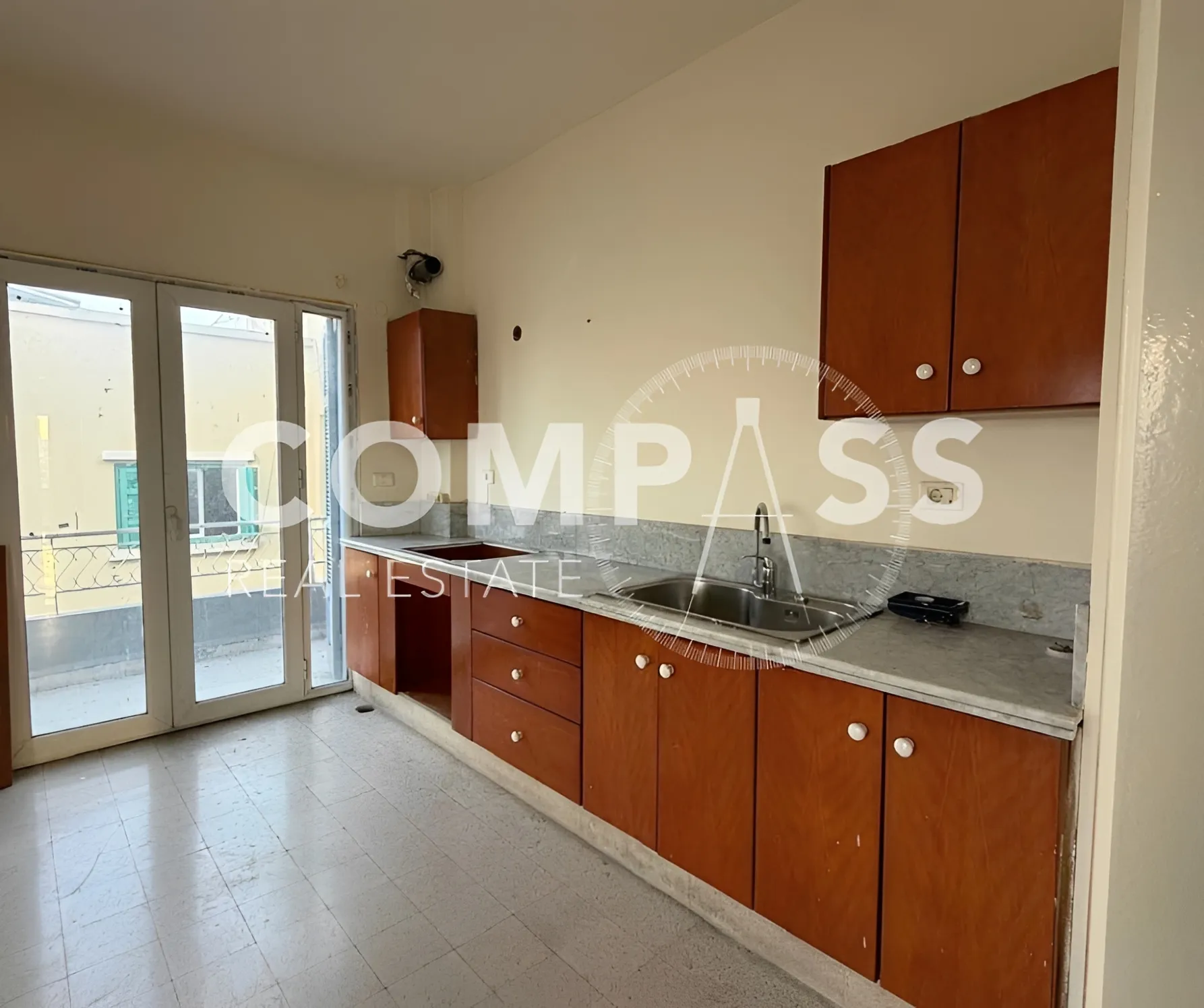 Apartment for rent in Achrafieh
