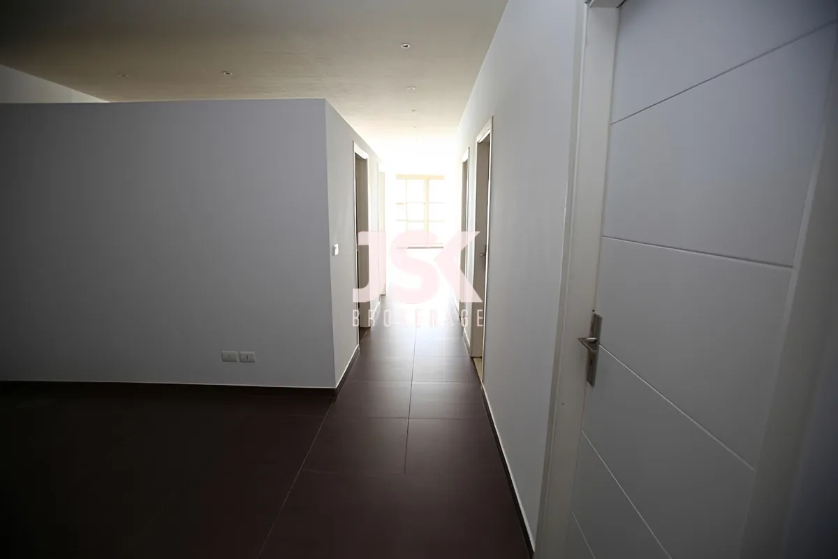Office for Sale in Haret Sakher