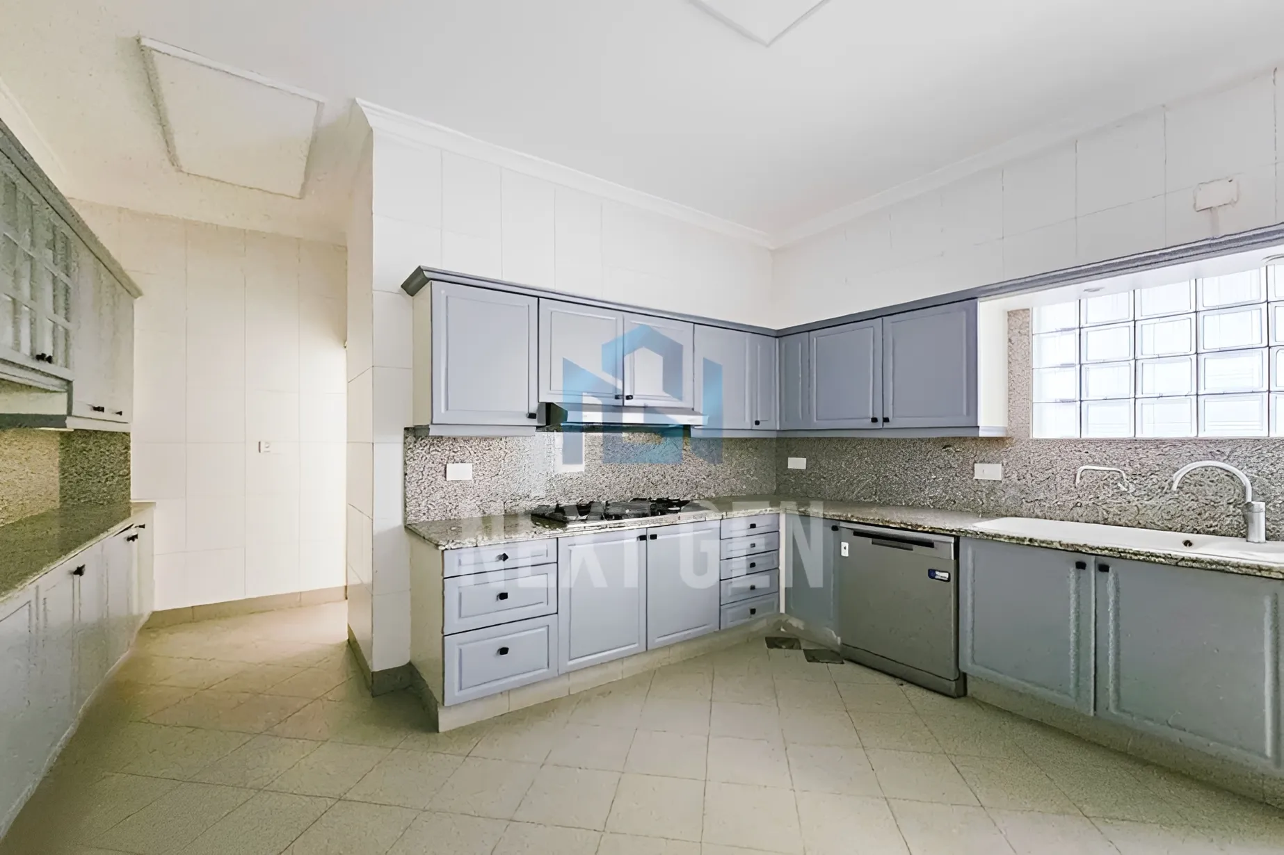 Apartment for rent in Ramleh Al Bayda, Beirut, Lebanon