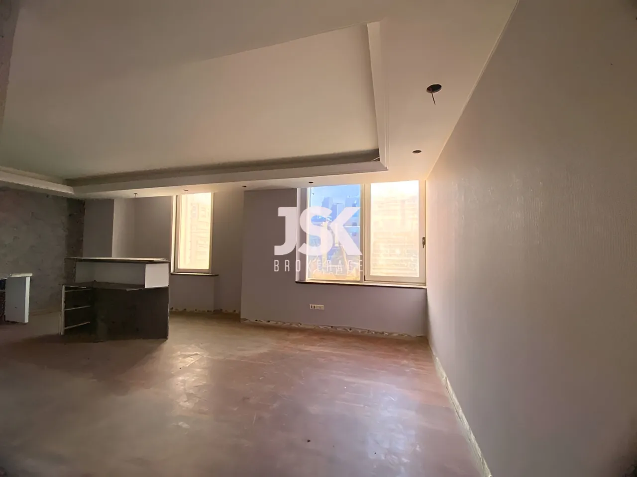 Building for Sale in Verdun