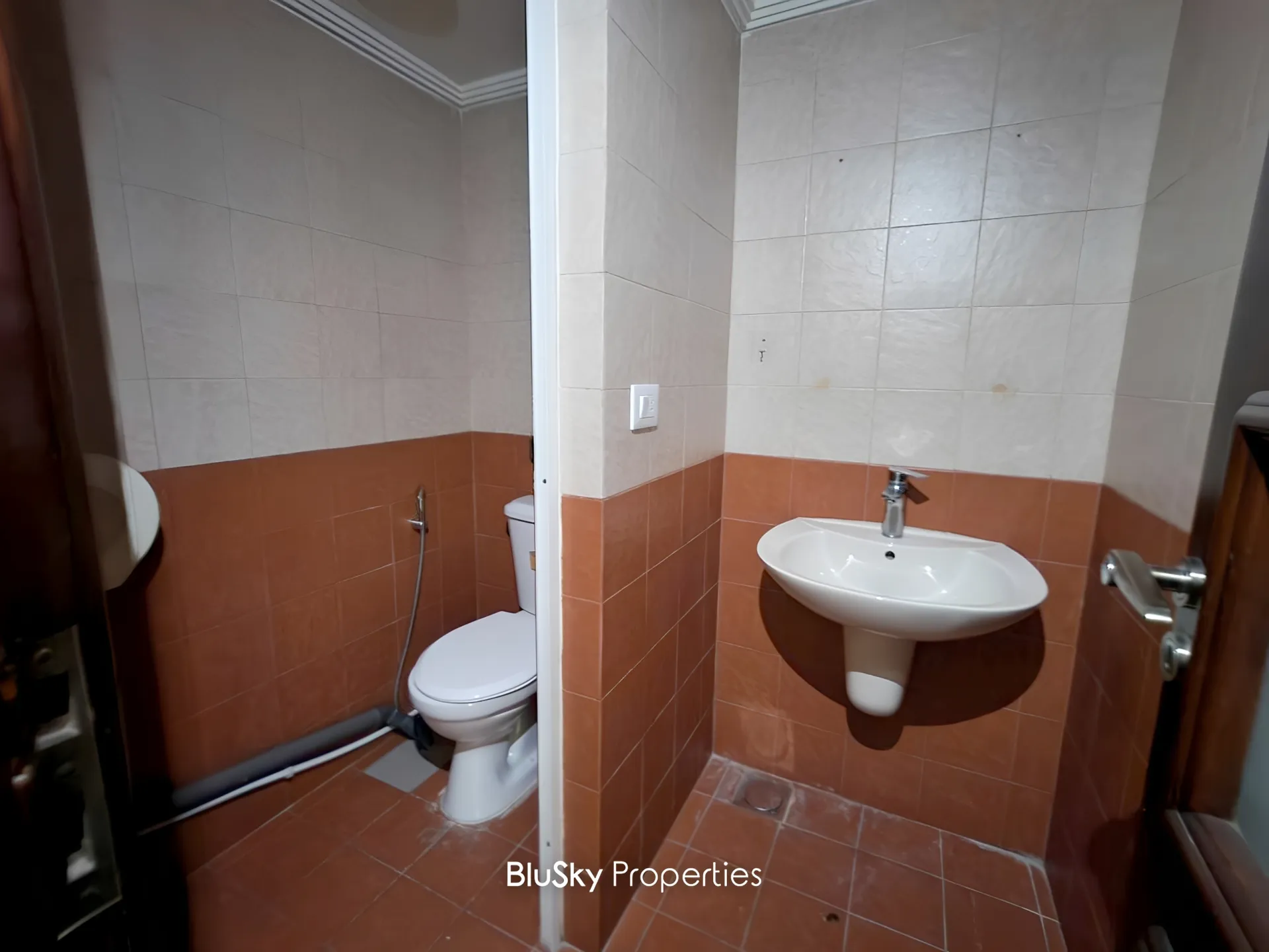 Shop for rent in Fanar, lebanon