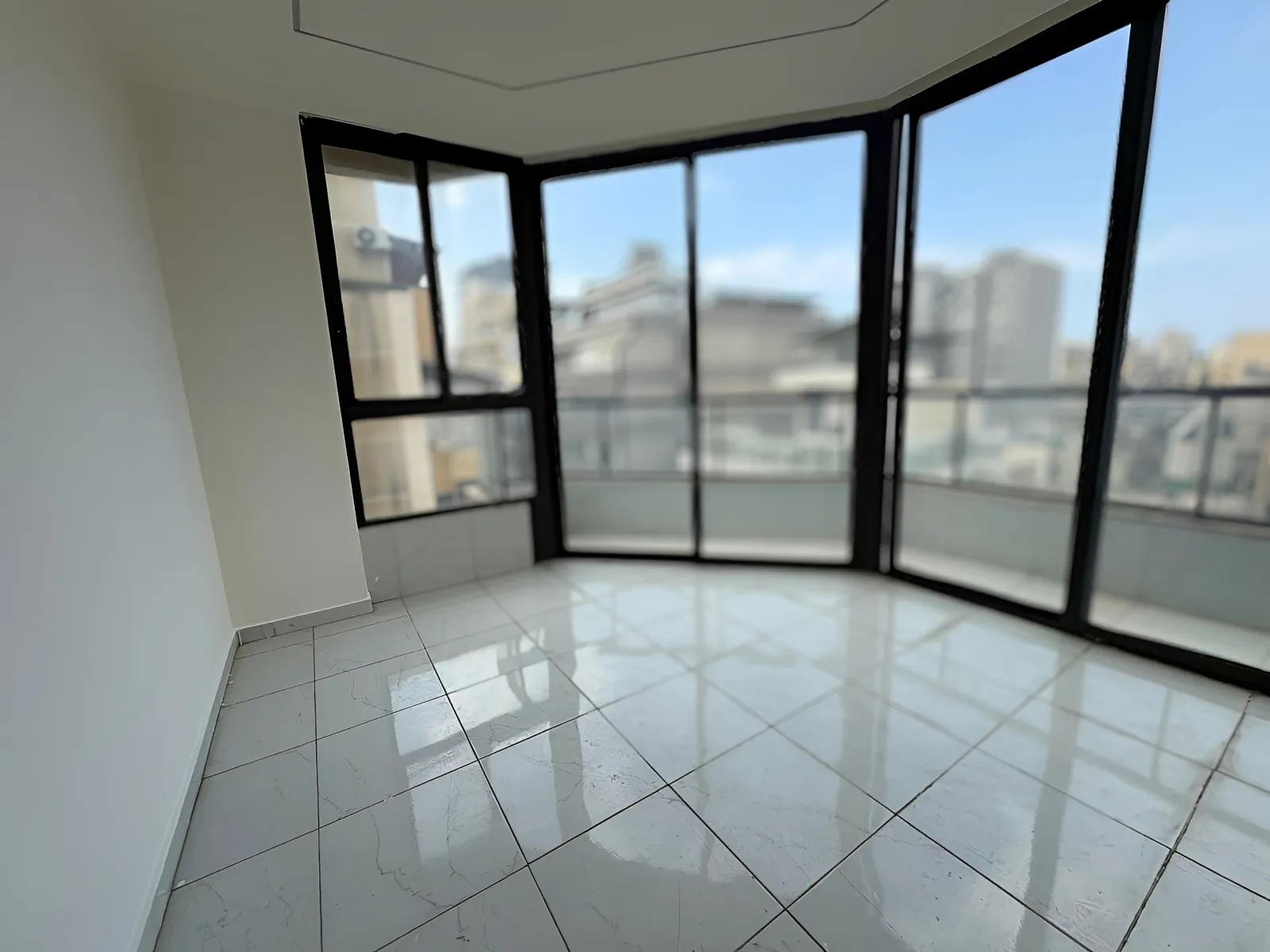Duplex for rent in Ras al naba'a, beirut, lebanon