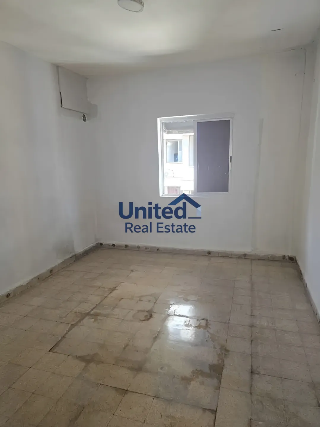Apartment for sale in Forn El Chebbak