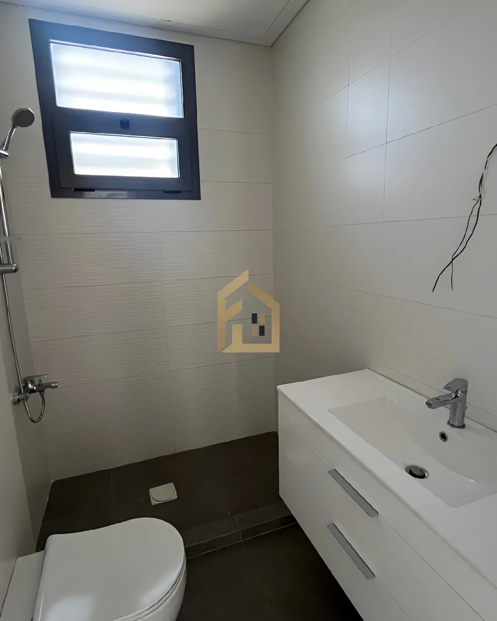 Apartment for rent in Sakiet El Janzeer, Bayrut, Lebanon