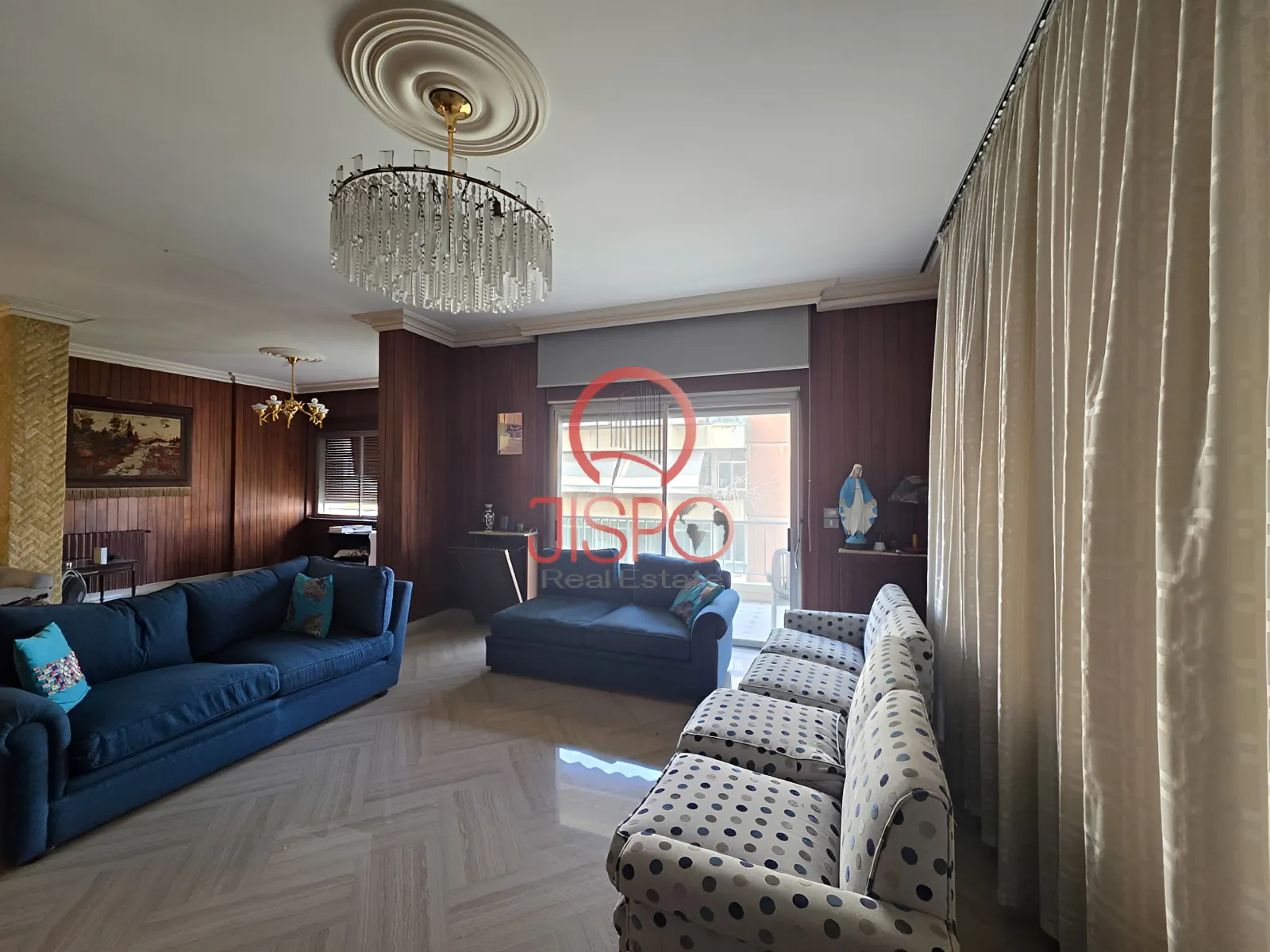 Apartment for Sale in Badaro - 5 bed, 4 bath