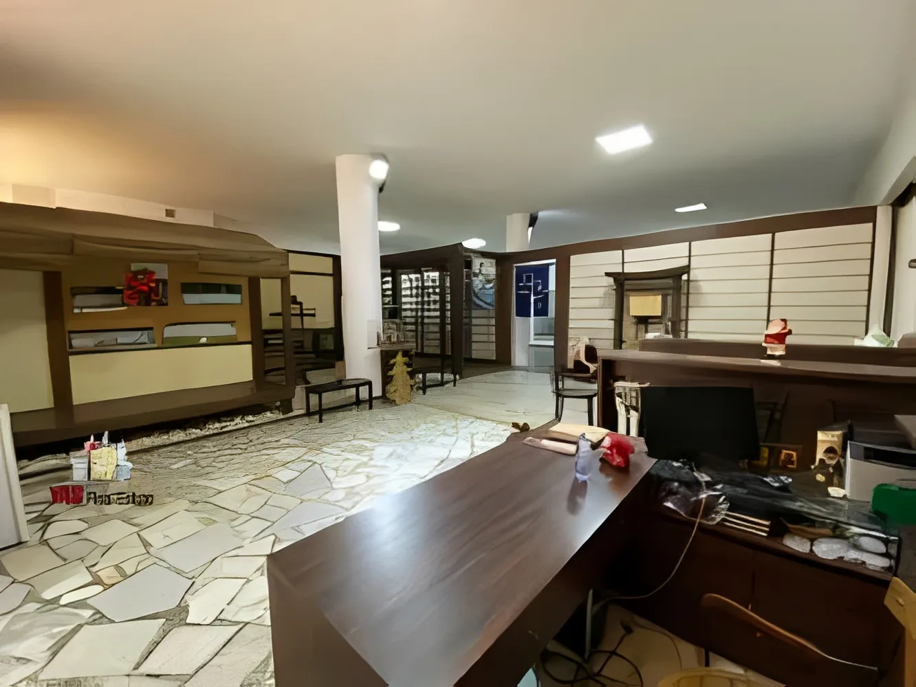 Showroom for Sale in Sahel Alma