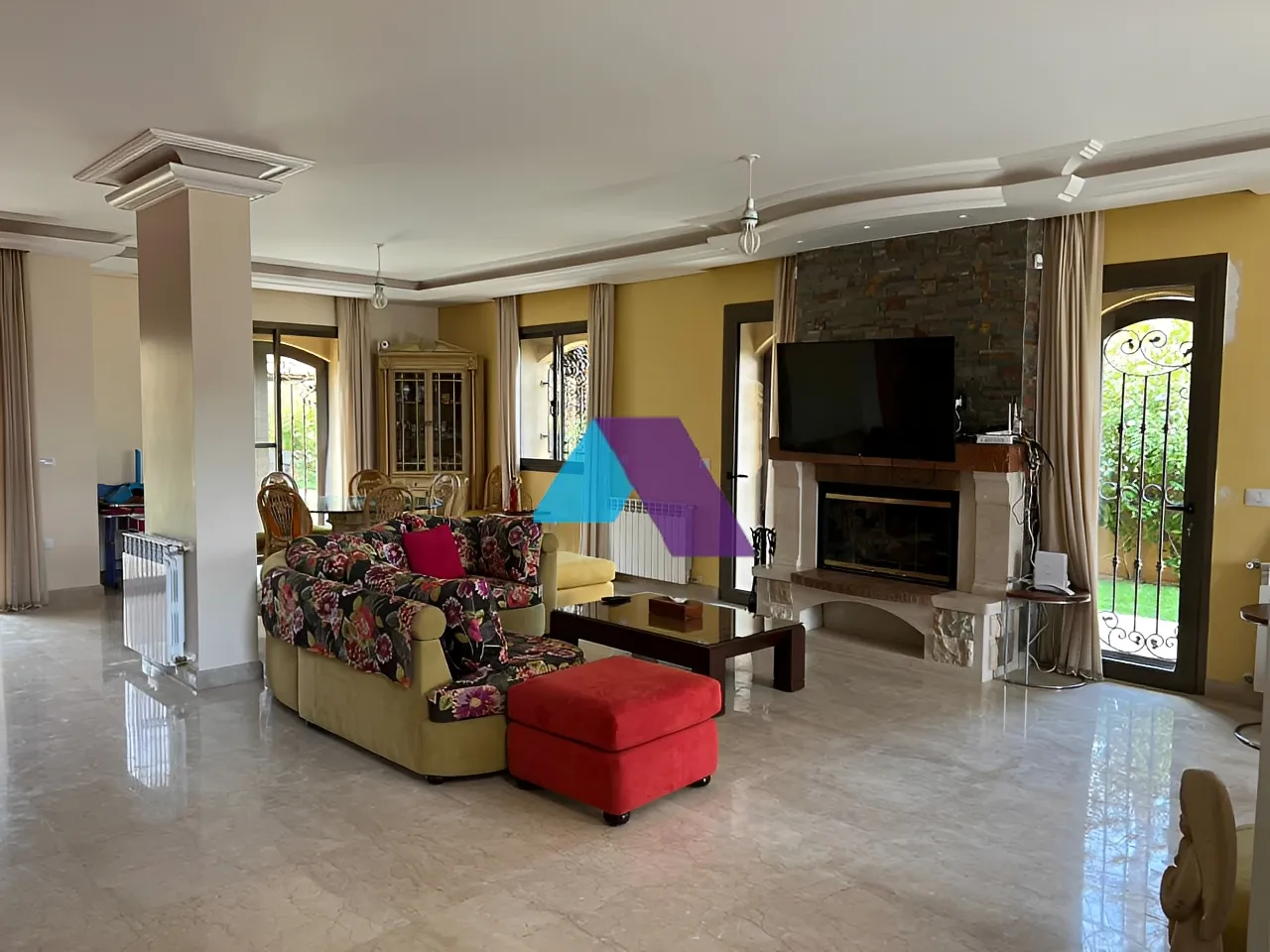 Villa for Sale in Mayrouba