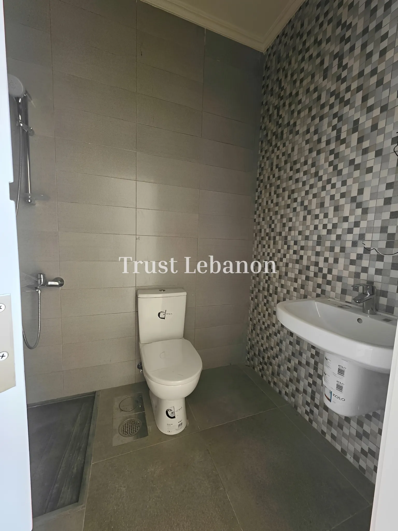 Apartment for sale in Ballouneh, Lebanon