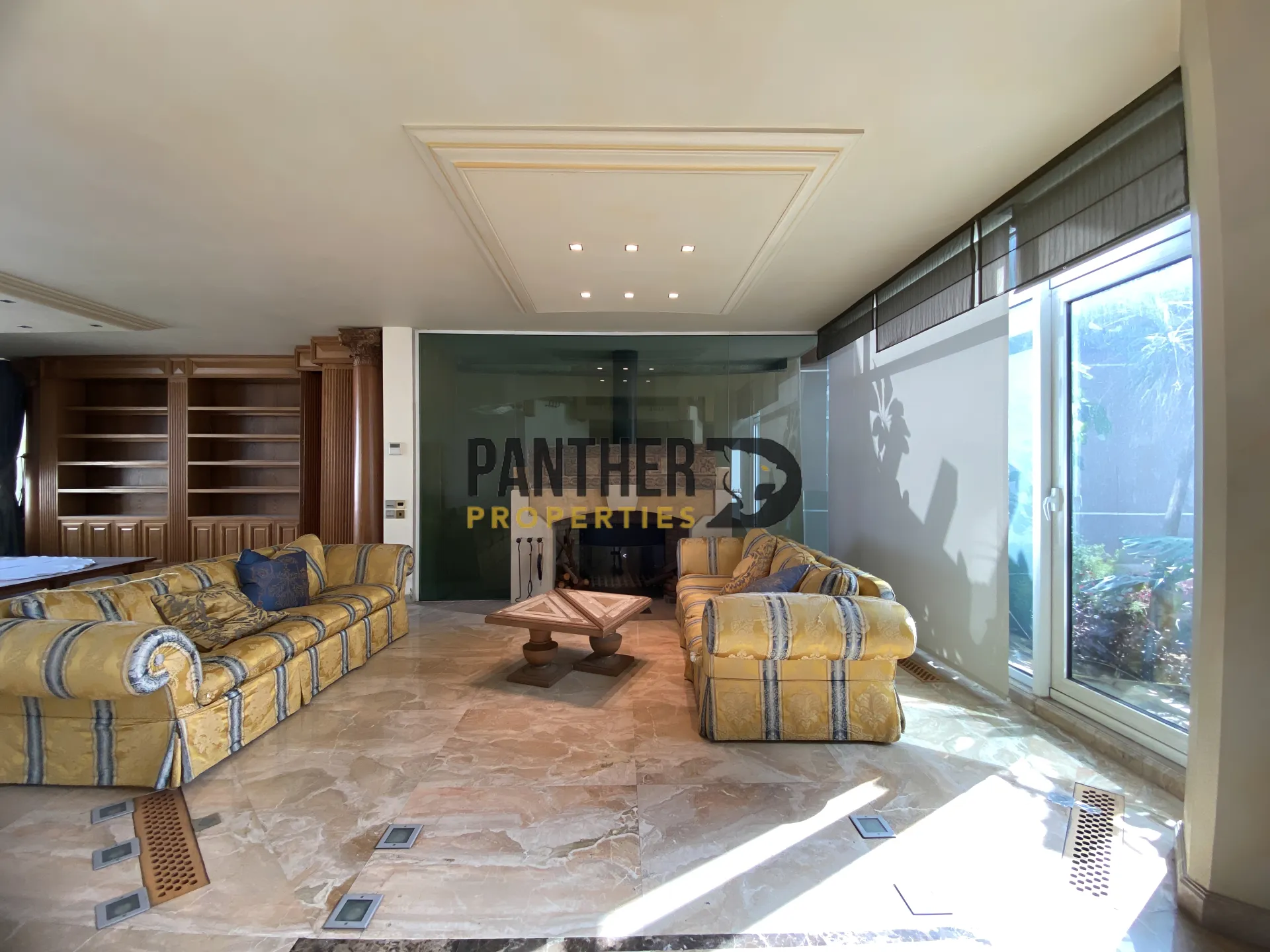 Triplex for sale in Achrafieh - 2 bed, 4.0 bath