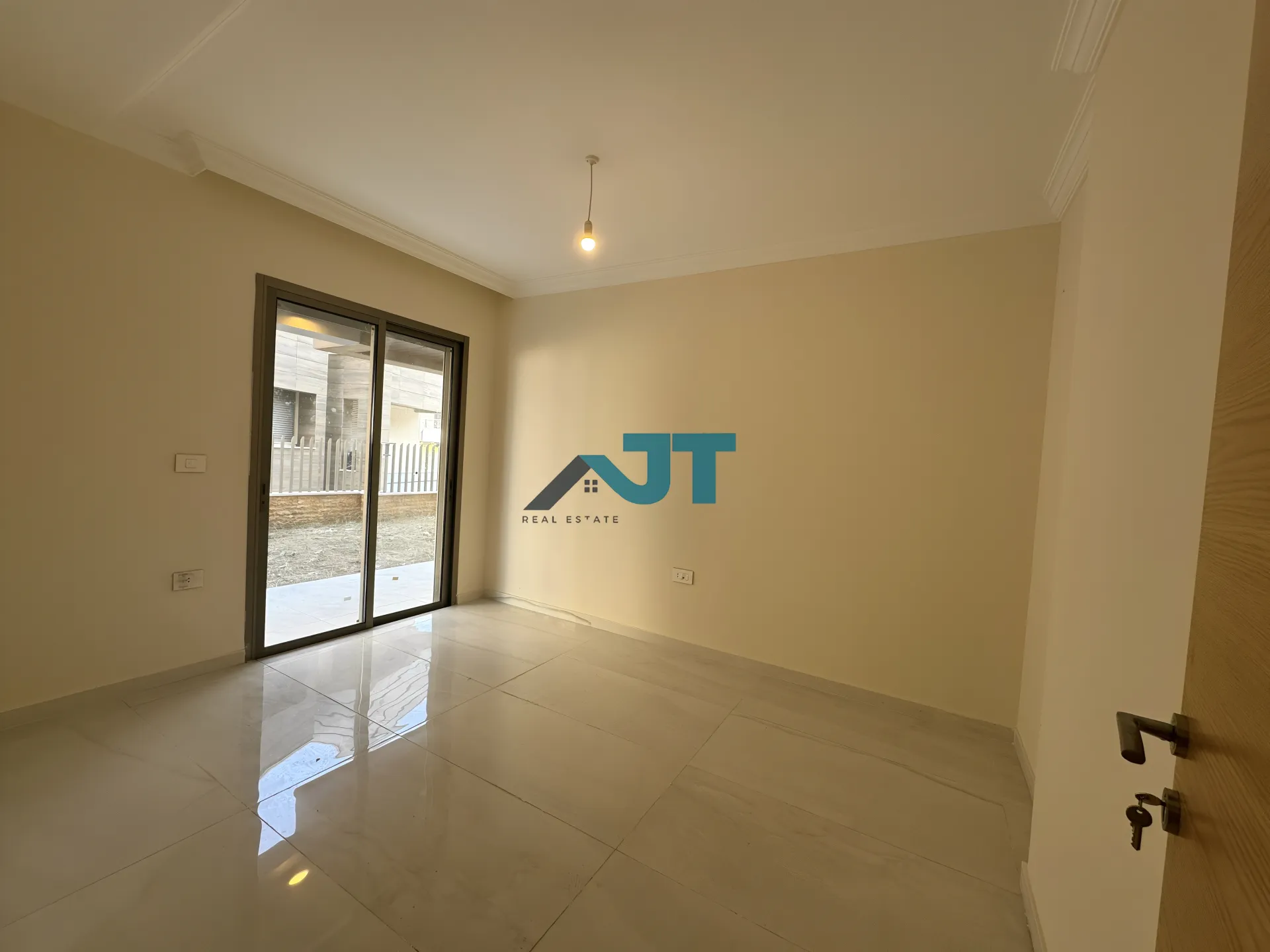 Apartment for Sale in Ain Aar