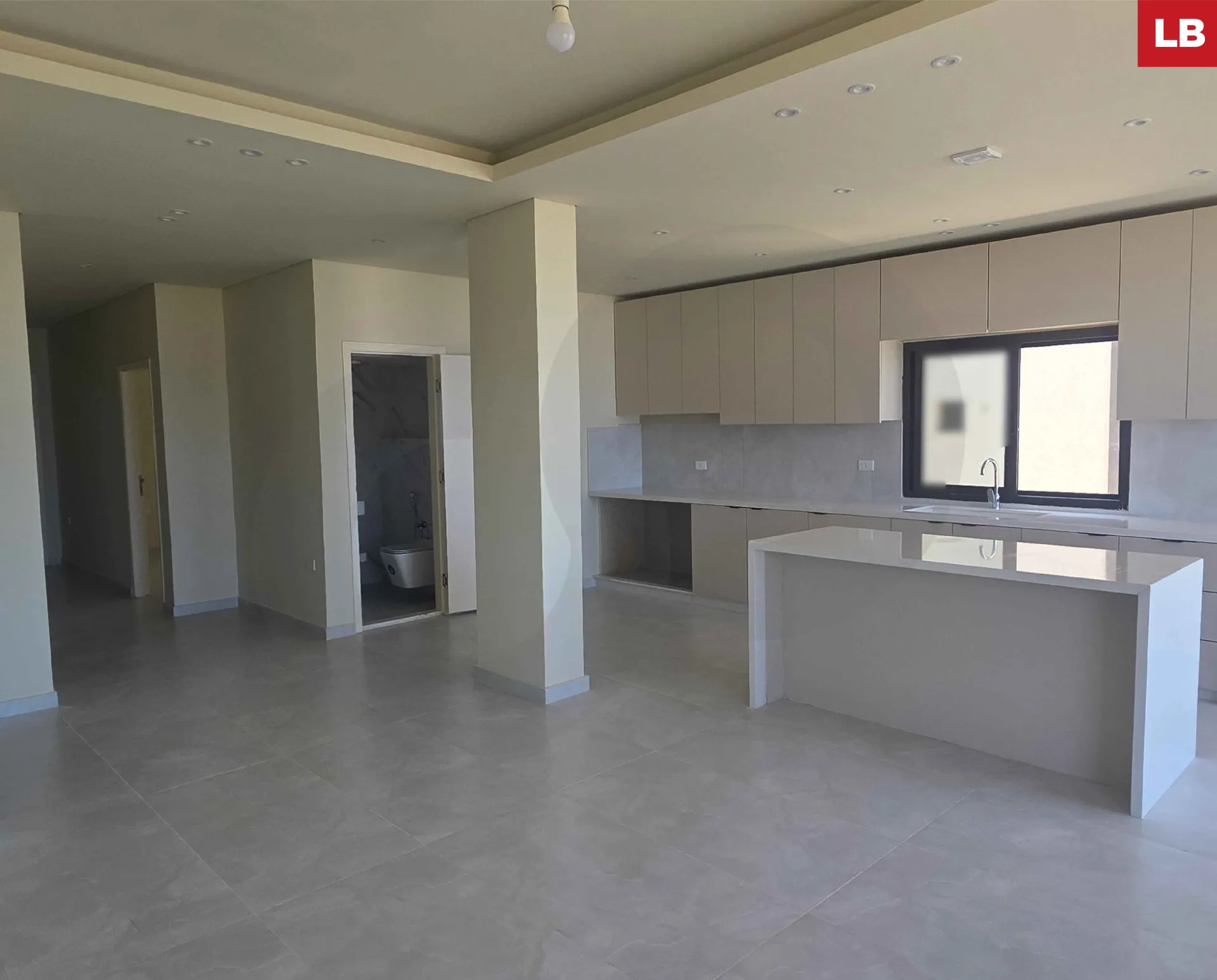 Apartment for Sale in Tripoli - 2 bed, 3 bath