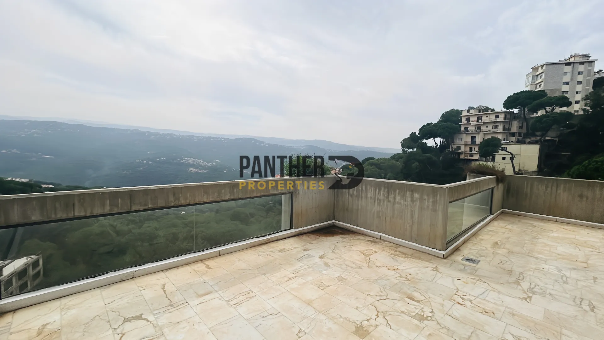 Apartment for sale in Broummana - 3 bed, 3.0 bath